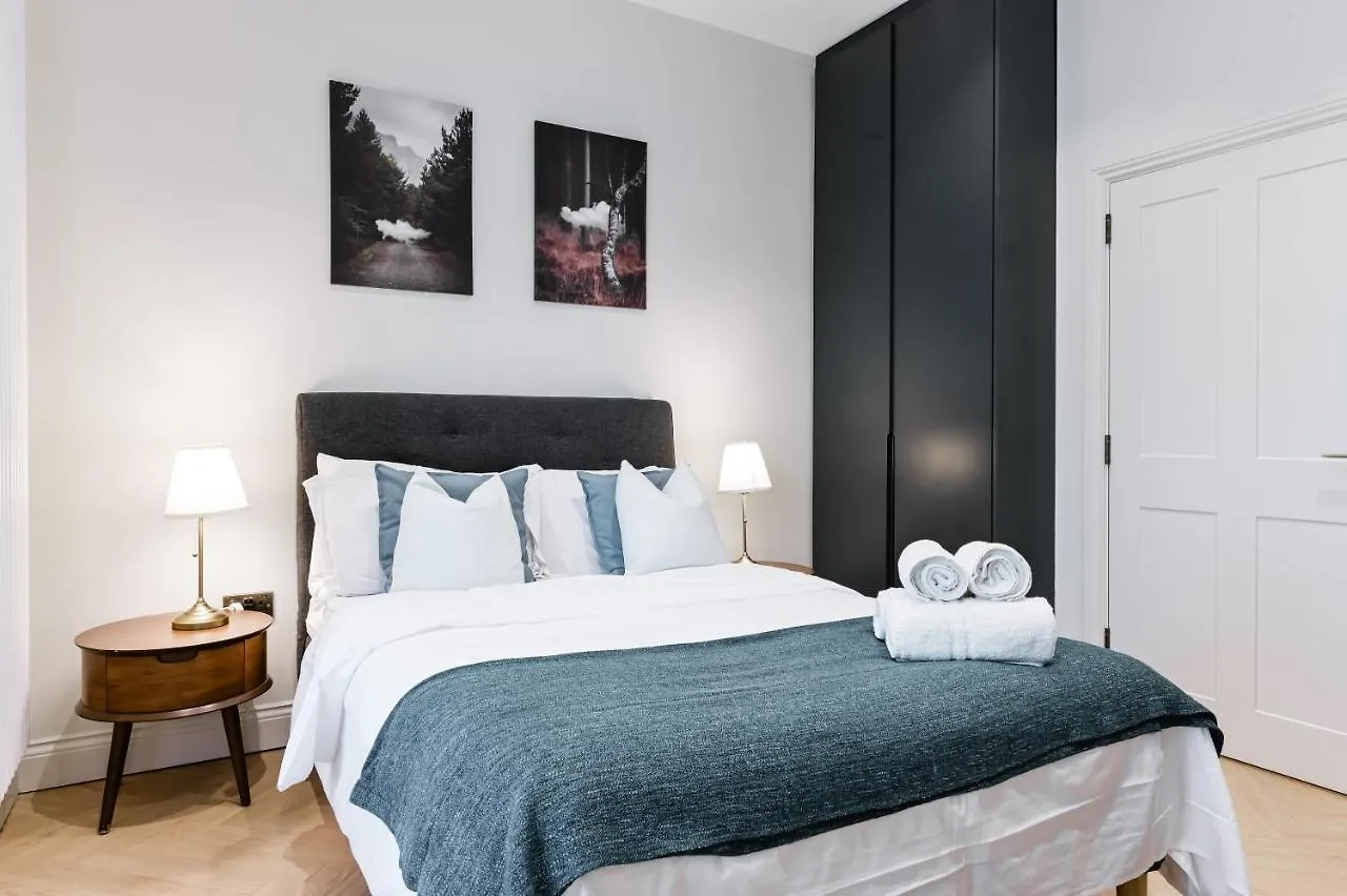 Khayat Homes - Kings Cottage - Three Bed London 0*,