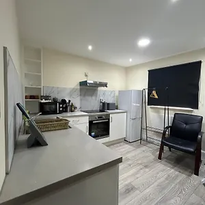 Apartment Shoreditch - And In The